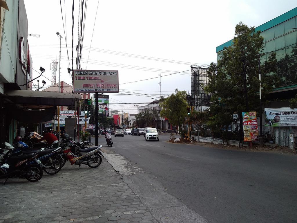 Budget Guest House Tunas Mandiri Jaya Malang Kültér fotó
